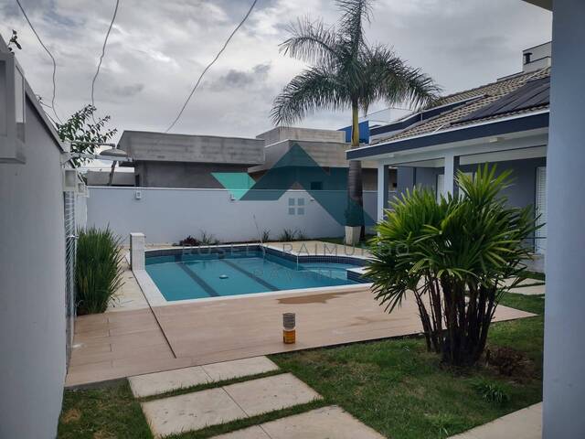 #018 - Casa para Venda em Indaiatuba - SP - 2